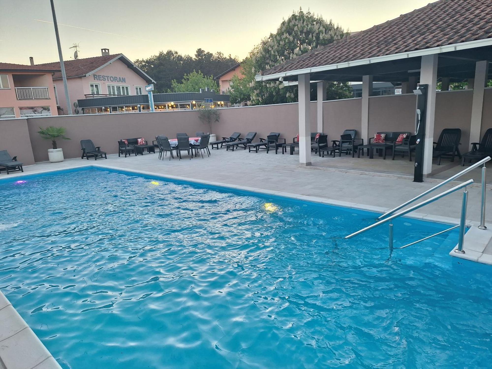 Juka Hotel Medugorje Bagian luar foto